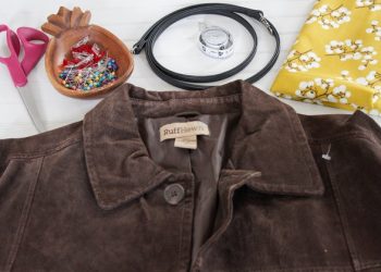 Tự làm túi đeo chéo từ áo khoác cũ